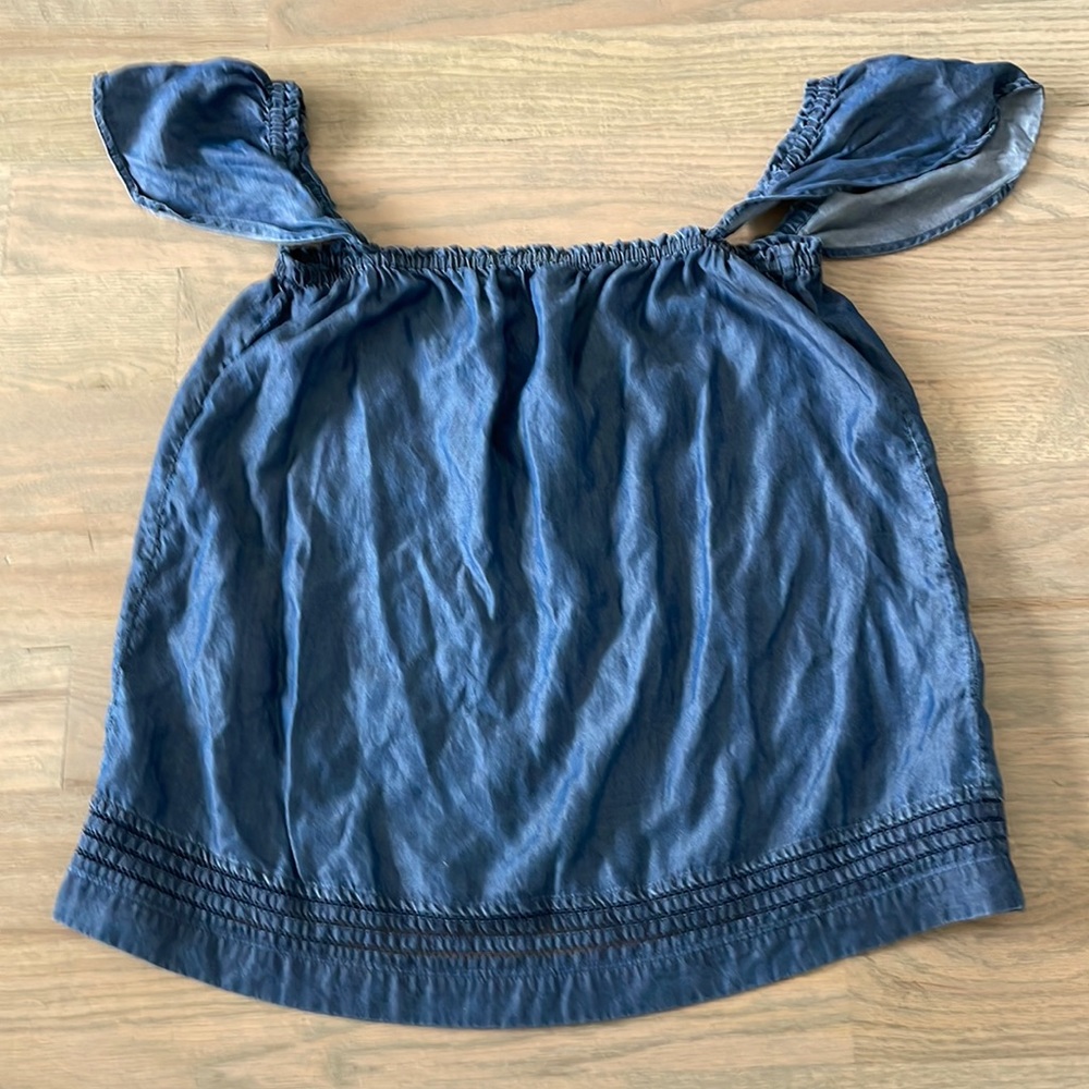 PAIGE top-Small  Stunning, beautiful lightweight top..off the shoulder or on.